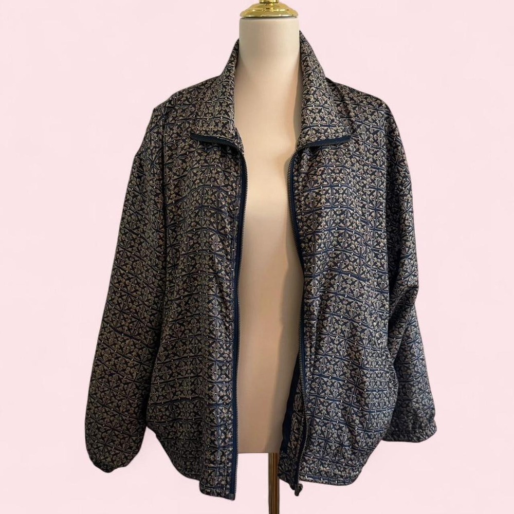 Vintage Stunt Sports 100% silk geometric print jacket